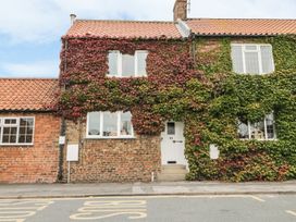 Old Manor Cottage - North Yorkshire (incl. Whitby) - 985072 - thumbnail photo 1