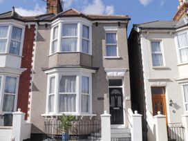 2 bedroom Cottage for rent in Ramsgate