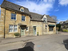 Burford's Old Bakery - Cotswolds - 988695 - thumbnail photo 2