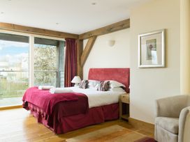 Spinney Falls House - Cotswolds - 988700 - thumbnail photo 9