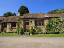 Stable Cottage - Somerset & Wiltshire - 988723 - thumbnail photo 1