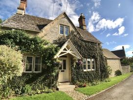 The Lodge - Cotswolds - 988736 - thumbnail photo 1