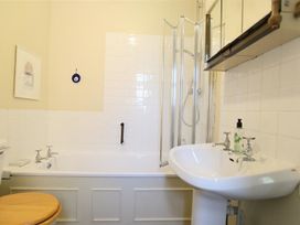 The Townhouse - Somerset & Wiltshire - 988915 - thumbnail photo 12