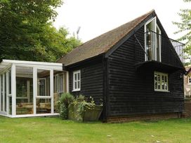 The Summer House - Kent & Sussex - 988961 - thumbnail photo 2