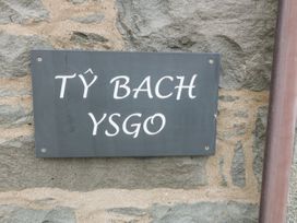 Ty Bach Ysgo - North Wales - 989423 - thumbnail photo 4