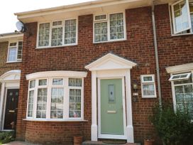 17 Coventry Close - Kent & Sussex - 989792 - thumbnail photo 2