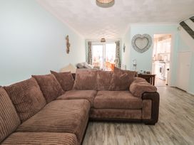 17 Coventry Close - Kent & Sussex - 989792 - thumbnail photo 5