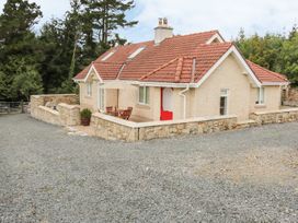 4 bedroom Cottage for rent in Mohill