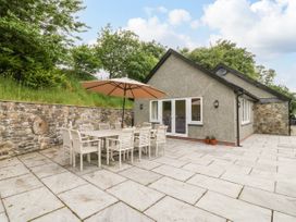 5 bedroom Cottage for rent in Conwy