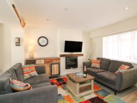 2 bedroom Cottage for rent in Weymouth