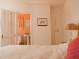 The Cottage, 13 Clarence Hill - Devon - 994526 - thumbnail photo 6