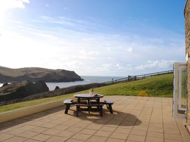 3 bedroom Cottage for rent in Kingsbridge