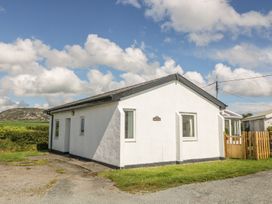 2 bedroom Cottage for rent in Morfa Nefyn