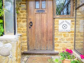 3 bedroom Cottage for rent in Chipping Norton
