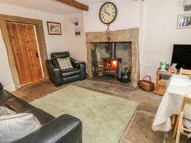 The Cottage, 24 Main Street - Yorkshire Dales - 997064 - thumbnail photo 3
