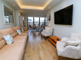 14 St. Georges Road - Cornwall - 997349 - thumbnail photo 3