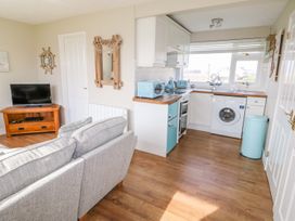 Sea View - Norfolk - 998050 - thumbnail photo 7