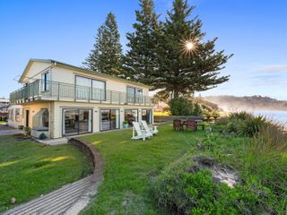 Beach Galore - Waihi Beach Holiday Home photo 1