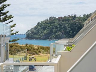 Seaside Marine - Mt Maunganui Holiday Home photo 1