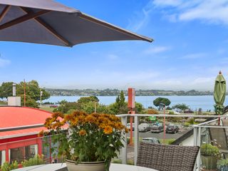 Relax on Roberts - Taupo Holiday Home photo 1