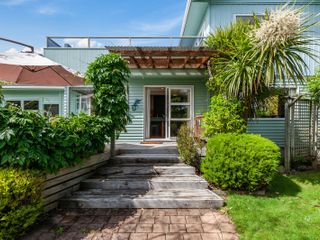 Kapuka Paradise - Wharewaka Holiday Home photo 1