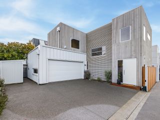 City Escape - Christchurch Central Apartment photo 1