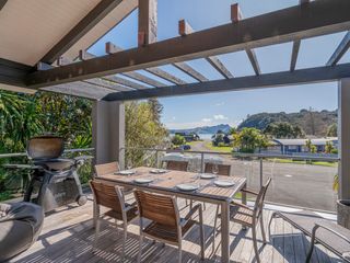 Flaxmill Treasure - Cooks Beach Holiday Home photo 1