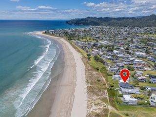 Jack and Enids Whangamata Beach House photo 1