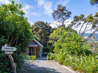 Laneside - Akaroa Holiday Cottage photo 1