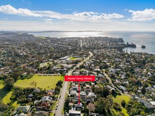 Waiake Family Retreat - Auckland Holiday Home photo 1