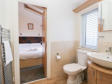 Property photo 21 of 39
