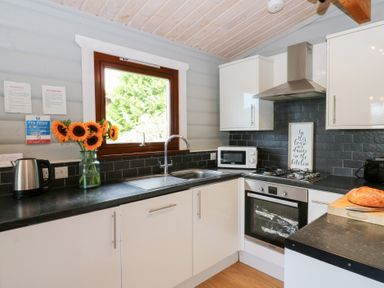 Property photo 10 of 41