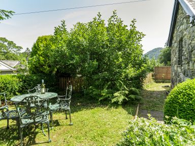 Property photo 2 of 34