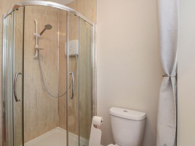 Property photo 15 of 17