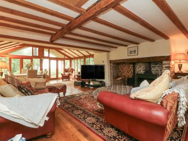 Property photo 4 of 45