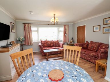 Property photo 6 of 28