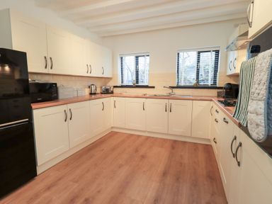 Property photo 12 of 35