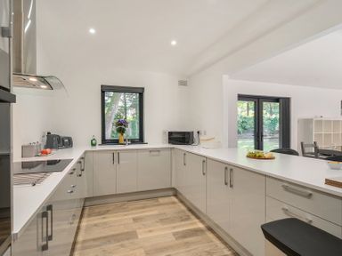 Property photo 12 of 44
