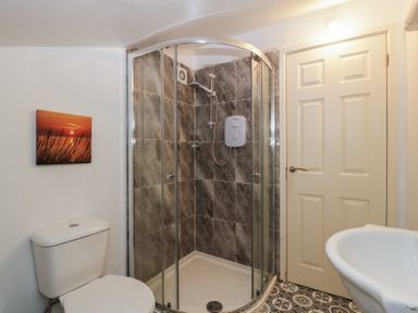 Property photo 30 of 44