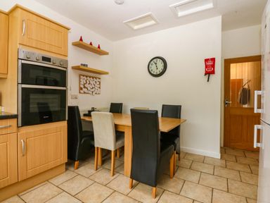 Property photo 12 of 40