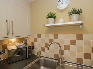 Property photo 15 of 34