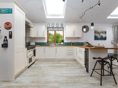 Property photo 12 of 57