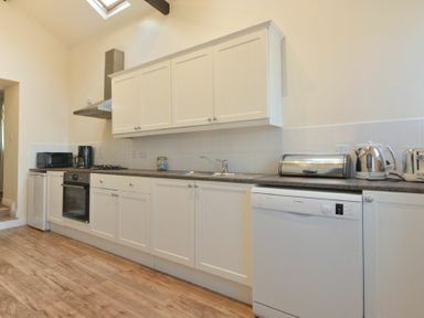 Property photo 10 of 24