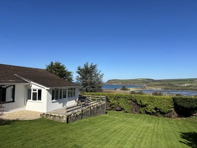 A house with a garden and view at Bryn Alaw in Newport, Pembrokeshire