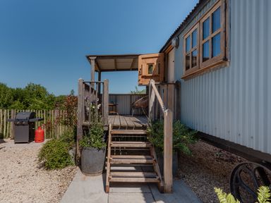 Property photo 3 of 31