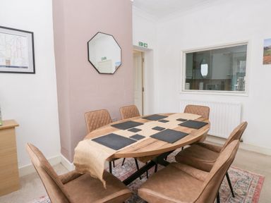 Property photo 10 of 37