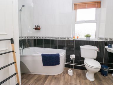 Property photo 36 of 37