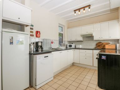 Property photo 7 of 46