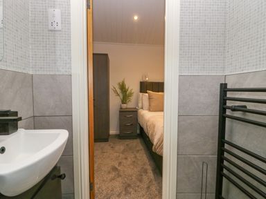 Property photo 16 of 19