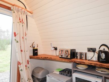 Property photo 6 of 16